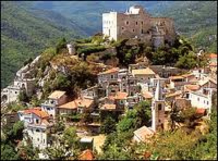 La Cia con il sindaco di Castelvecchio: "Sistema di gestione della fauna da cambiare" La Cia con il sindaco di Castelvecchio: "Sistema di gestione della fauna da cambiare"