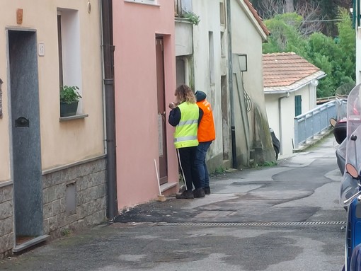 Savona, due operai cadono da un trabattello: trasportati d'urgenza al Santa Corona (FOTO) Savona, due operai cadono da un trabattello: trasportati d'urgenza al Santa Corona (FOTO)
