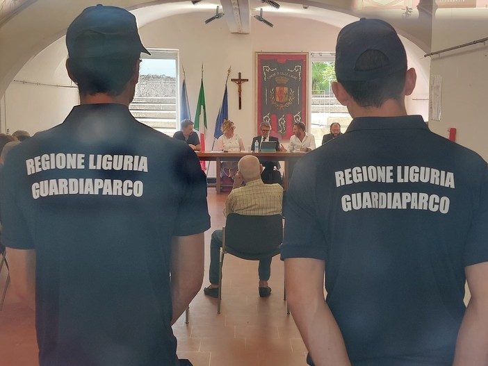 Emergenza cinghiali, vertice a Celle con la Regione e il Commissario: "Barriere giocano un ruolo importante, si vada avanti con il monitoraggio e con le gabbie" (FOTO E VIDEO)