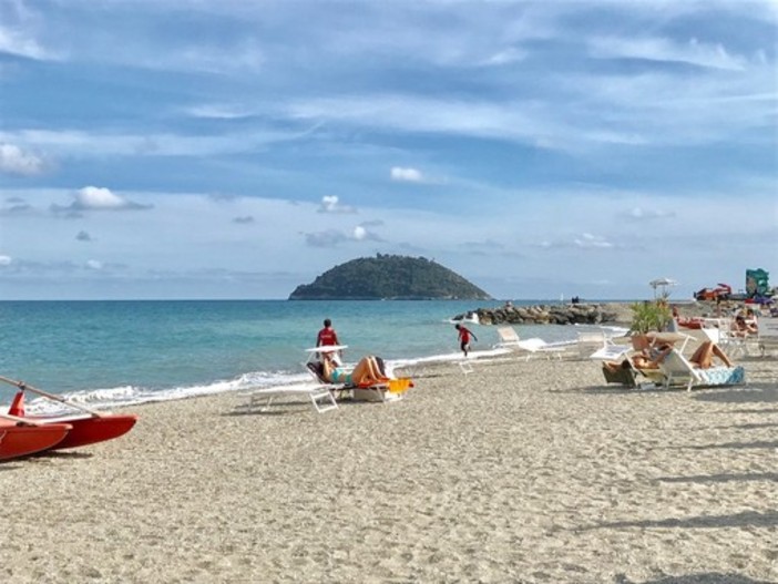 Concessioni demaniali ad Albenga, domani (27 maggio) l'apertura delle buste Concessioni demaniali ad Albenga, domani (27 maggio) l'apertura delle buste