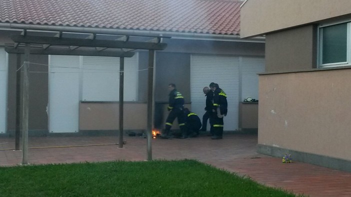 Incendio doloso alla scuola materna "Don Angelo Bianco" di Andora