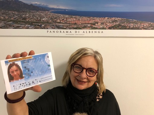 Albenga, Perrone (FI): "Carta d'identità elettronica con donazione organi, finalmente ce l'abbiamo fatta" Albenga, Perrone (FI): "Carta d'identità elettronica con donazione organi, finalmente ce l'abbiamo fatta"