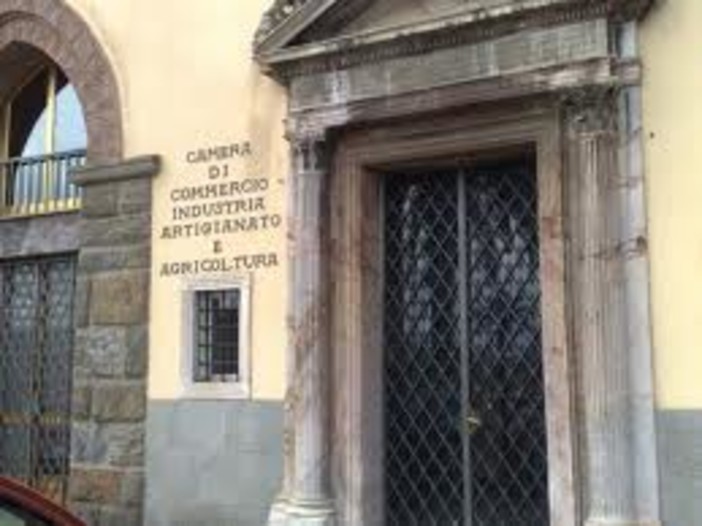 Camera di Commercio di Savona: progetto per il riordino dei marchi e delle certificazioni presenti nella provincia Camera di Commercio di Savona: progetto per il riordino dei marchi e delle certificazioni presenti nella provincia