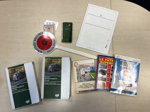 Patenti facili: in manette un cittadino pakistano della provincia di Bergamo. Operava in tutto il centro nord compreso il savonese