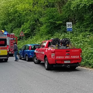 Sassello, scontro frontale sulla Sp334 in località Badani: tre le persone coinvolte su due mezzi