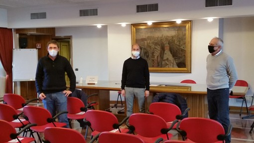 Sciopero metalmeccanici, i sindacati in Unione Industriali: "Un giusto riconoscimento economico per evitare disagi sociali" (VIDEO) Sciopero metalmeccanici, i sindacati in Unione Industriali: "Un giusto riconoscimento economico per evitare disagi sociali" (VIDEO)