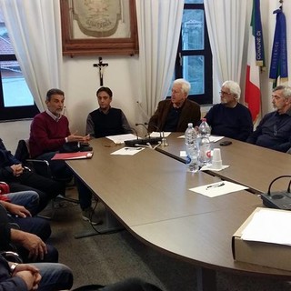 Gestire in maniera coordinata le emergenze e l'allerta meteo: verso la creazione del sistema sovracomunale della Val Maremola Gestire in maniera coordinata le emergenze e l'allerta meteo: verso la creazione del sistema sovracomunale della Val Maremola