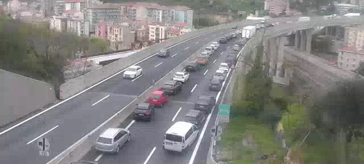 Incidente sulla A10 tra Savona e Albisola: traffico in tilt