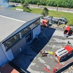 Incendio nel capannone di Marchisio Bici, aperto dalla Procura un fascicolo a carico di ignoti