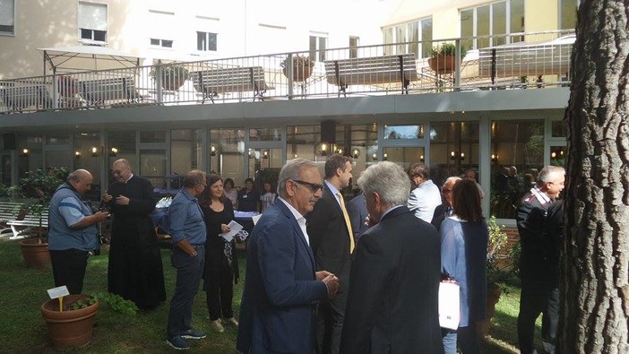 Albenga, inaugurato il nuovo Centro Dialisi: "Possibilità di sviluppo e crescita per il territorio" Albenga, inaugurato il nuovo Centro Dialisi: "Possibilità di sviluppo e crescita per il territorio"
