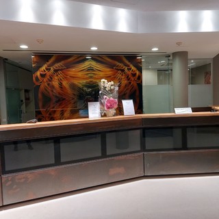 Torna a splendere il Sea Art Hotel di Vado Ligure: "Vogliamo creare un legame con la città ed essere un riferimento" (FOTO E VIDEO)