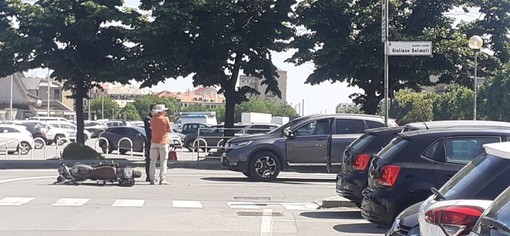 Scontro tra auto e moto a Savona: codice giallo al San Paolo (FOTO)