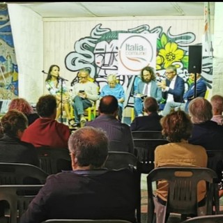 Savona, si presenta "Italia in Comune": "C'è la volontà di creare reti tra i sindaci per migliorare"