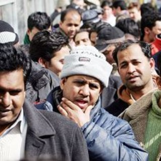 Pd: “Basta aggressioni razziste, la politica non può stare a guardare”