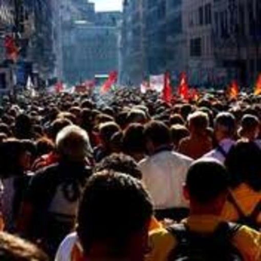 Giovani Democratici e Rete Universitaria: "Una piazza consapevole" Giovani Democratici e Rete Universitaria: "Una piazza consapevole"