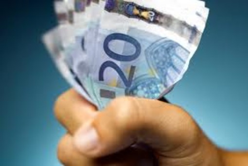 Bronda, Rc Auto: "La Provincia mette le mani nelle tasche dei cittadini" Bronda, Rc Auto: "La Provincia mette le mani nelle tasche dei cittadini"