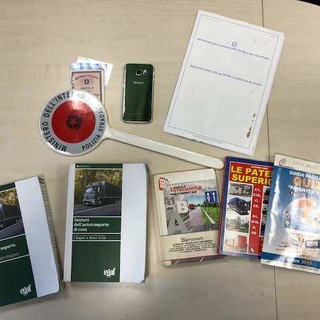 Patenti facili: in manette un cittadino pakistano della provincia di Bergamo. Operava in tutto il centro nord compreso il savonese