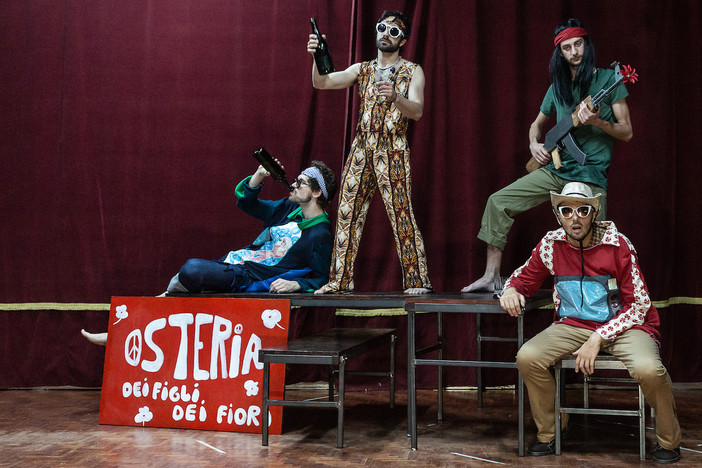 Jurij Ferrini porta a Verezzi "I due gemelli… veneziani" nella riscrittura di Natalino Balasso