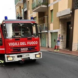 Incendio in un appartamento a Ceriale: intervento dei vigili del fuoco (FOTO)