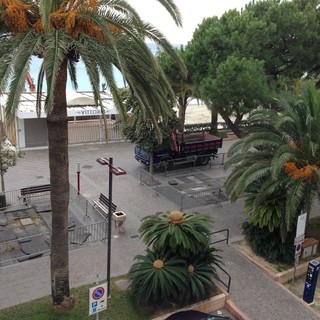 Finale Ligure, al via il restyling del parco giochi nella zona di Marina