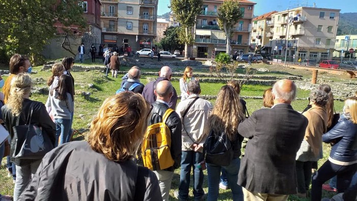 Albisola, inaugurata l'area archeologica della villa romana con nuovi pannelli illustrativi (FOTO) Albisola, inaugurata l'area archeologica della villa romana con nuovi pannelli illustrativi (FOTO)