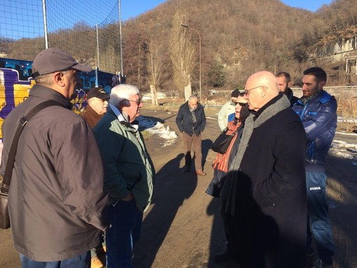 Il presidente della FIGC Liguria Giulio Ivaldi effettua un sopralluogo sui campi da calcio alluvionati in Val Bormida