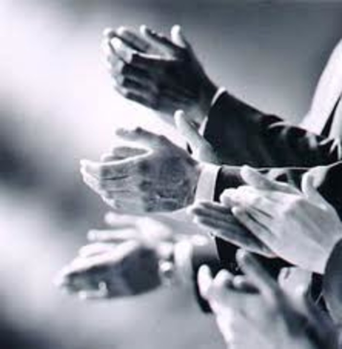 Case "fantasma", Noli risponde con gli omissis Case "fantasma", Noli risponde con gli omissis