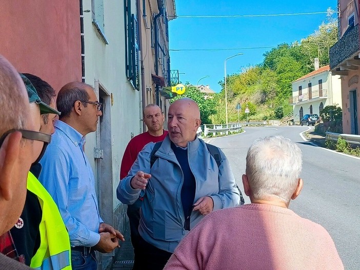 Quiliano, il sindaco sollecita la Provincia sulla viabilità: "Servono interventi su Murate, Cadibona e via Torcello" Quiliano, il sindaco sollecita la Provincia sulla viabilità: "Servono interventi su Murate, Cadibona e via Torcello"