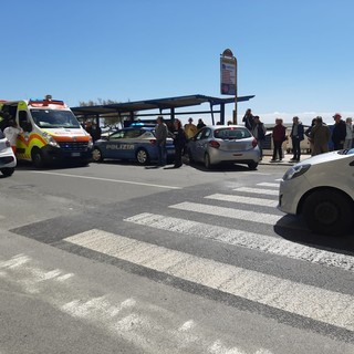 Savona, investimento pedonale in corso Vittorio Veneto: donna in codice rosso al San Paolo (FOTO) Savona, investimento pedonale in corso Vittorio Veneto: donna in codice rosso al San Paolo (FOTO)