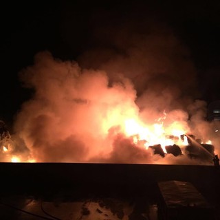 Incendio alla FG Riciclaggi, l'azienda afferma: &quot;Al momento non possiamo fare una stima dei danni, lavoriamo per riprendere velocemente l'attività&quot;