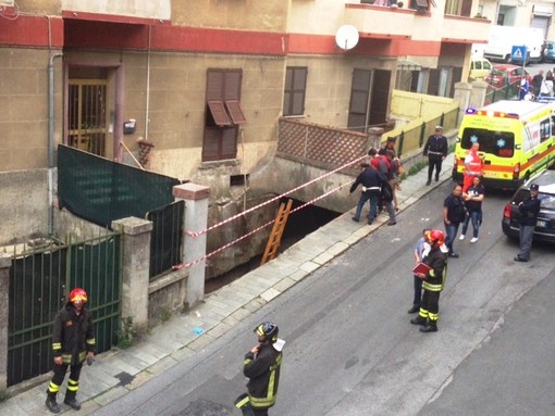 Savona, crollo via Mignone: è deceduto l'anziano travolto dalle macerie Savona, crollo via Mignone: è deceduto l'anziano travolto dalle macerie