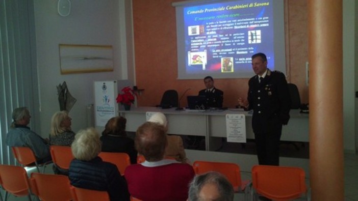 Prevenire furti e truffe agli anziani: a Sassello un incontro con il capitano dei carabinieri Luca Baldi Prevenire furti e truffe agli anziani: a Sassello un incontro con il capitano dei carabinieri Luca Baldi