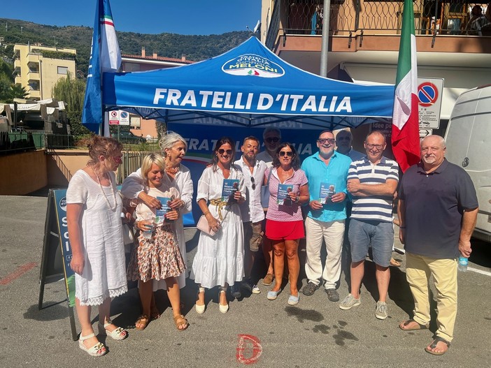 Fratelli d’Italia incontra i cittadini: un ciclo di date estive per parlare delle riforme del governo Fratelli d’Italia incontra i cittadini: un ciclo di date estive per parlare delle riforme del governo