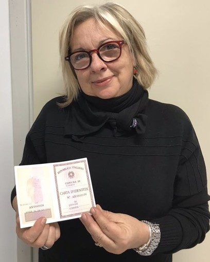 Albenga, Perrone (FI): "L'amministrazione Cangiano fuori tempo massimo per la Carta di identità elettronica"