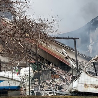 Dopo l'incendio cisterne d'acqua a Ortovero per fronteggiare l'emergenza idrica
