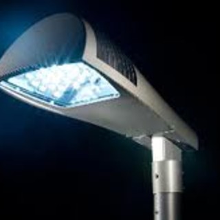 Cairo, Cobas utenti: i nuovi lampioni di via Cavalieri di Vittorio Veneto