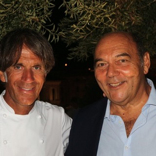 Lo chef Davide Oldani con Claudio Porchia Lo chef Davide Oldani con Claudio Porchia