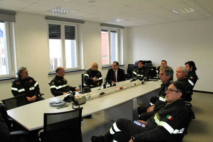 Savona: il Prefetto incontra i vigili del fuoco Savona: il Prefetto incontra i vigili del fuoco