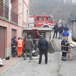 "Spettacolare" incidente a Cengio