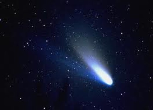 Savona, “... Aspettando la cometa del millennio”