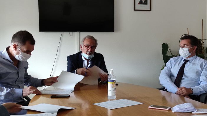Pietra Ligure, presentati i lavori pubblici in programma nei prossimi mesi. De Vincenzi: "Un segnale di attenzione al territorio" (VIDEO)