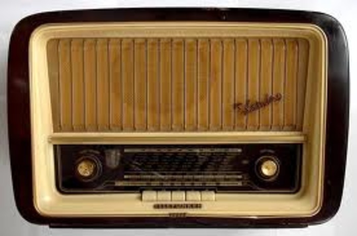 Regione: 200 mila euro alla Radio Jeans Network. Rosso (PDL): "Meglio destinarli alle emittenti locali" Regione: 200 mila euro alla Radio Jeans Network. Rosso (PDL): "Meglio destinarli alle emittenti locali"