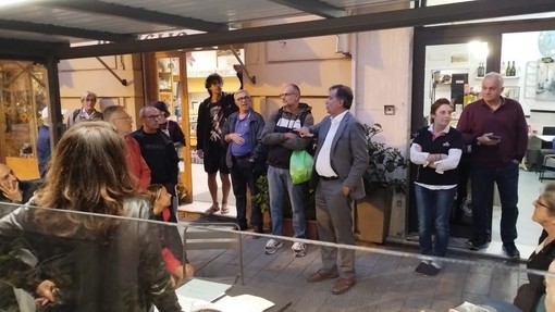 A Savona torna l'urbanistica tattica, il sindaco Russo incontra i cittadini di Villapiana in piazza Brennero