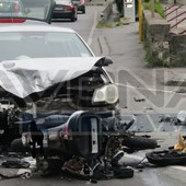 Scontro frontale auto-moto a Savona: grave il centauro