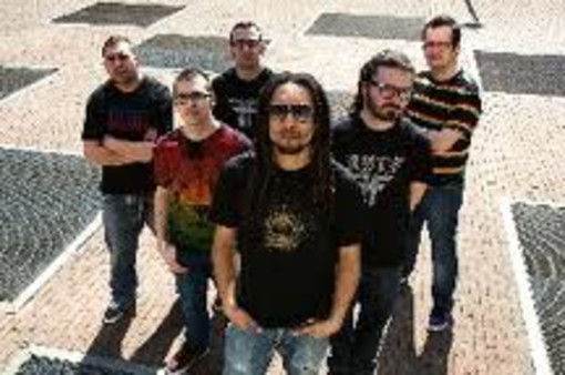 Andora: concerto degli Eazy Skankers alla Boteguita della Playa Andora: concerto degli Eazy Skankers alla Boteguita della Playa