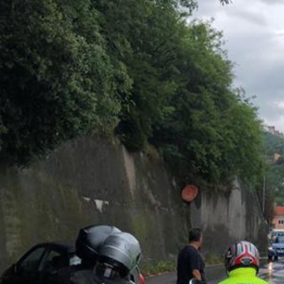 Asfalto scivoloso: incidenti sulla strada per Finalborgo e a Capo Noli