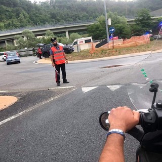 Auto cappottata ad Altare: soccorsi mobilitati (FOTO)