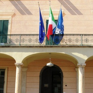 Lo scrittore Guido Ferrari presenta a Ceriale "La Gioventù perduta 1970-1979"