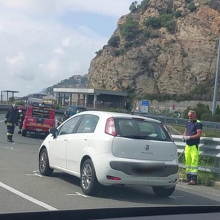 Incidente stradale a Bergeggi: tre feriti al San Paolo (FOTO)