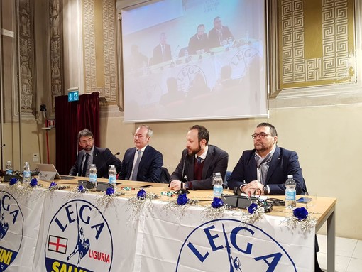 I senatori liguri incontrano i cittadini ad Albenga: "Favorevoli alla riapertura del Tribunale"